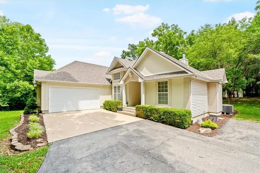 7411 S Arnett Road, Grain Valley, MO 64029 - #2