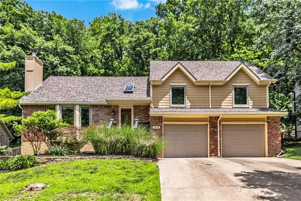 4514 NW Apache Drive, Riverside, MO 64150