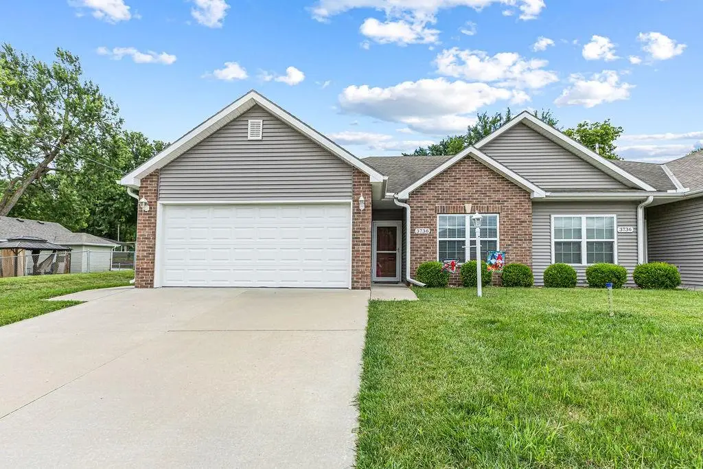 3738 Charles Street, Saint Joseph, MO 64506 - #1