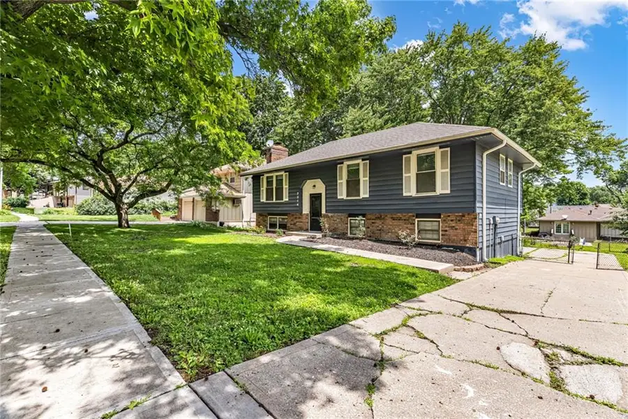 7314 NW 77th Terrace, Kansas City, MO 64152 - #2