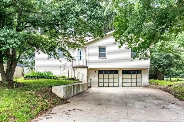 807 Britany Drive, Warrensburg, MO 64093