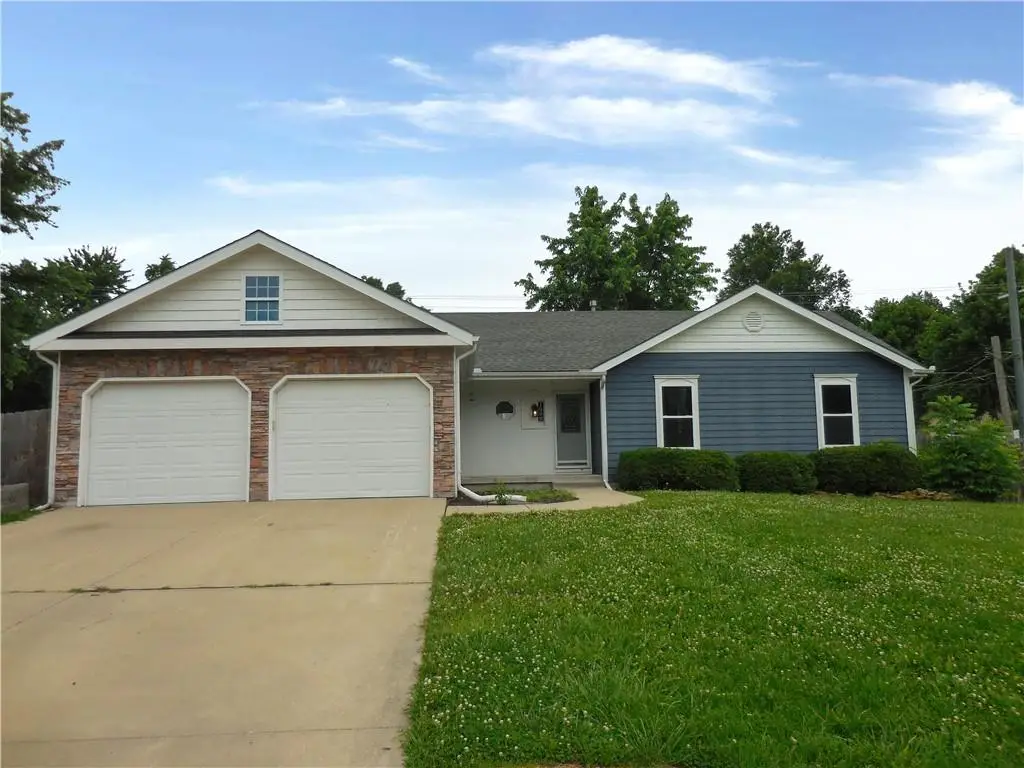 1000 Oakwood Street, Harrisonville, MO 64701 - #1