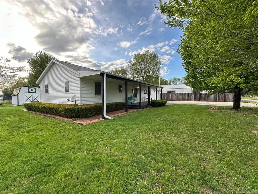 206 Fillmore Street, Burlington Junction, MO 64428 - #2