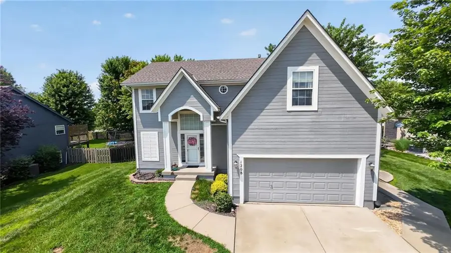 1208 N 3rd Street E, Louisburg, KS 66053 - #2