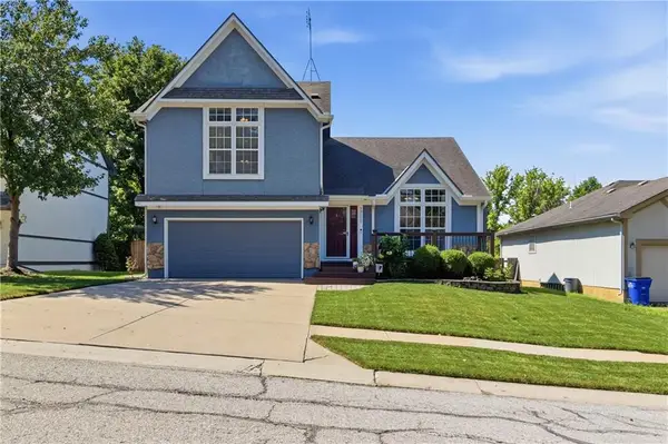 19513 W 64 Terrace, Shawnee, KS 66218