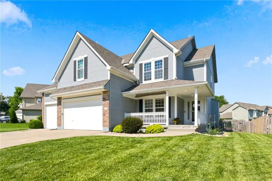 808 SW 33rd Street, Lees Summit, MO 64082 - #3
