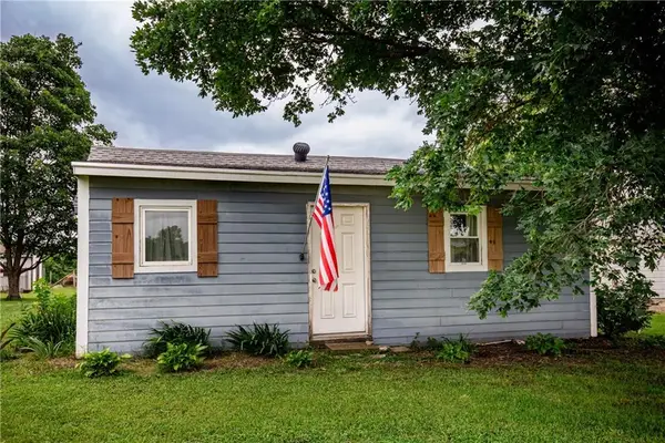 16800 E 1850 Road, Lacygne, KS 66040