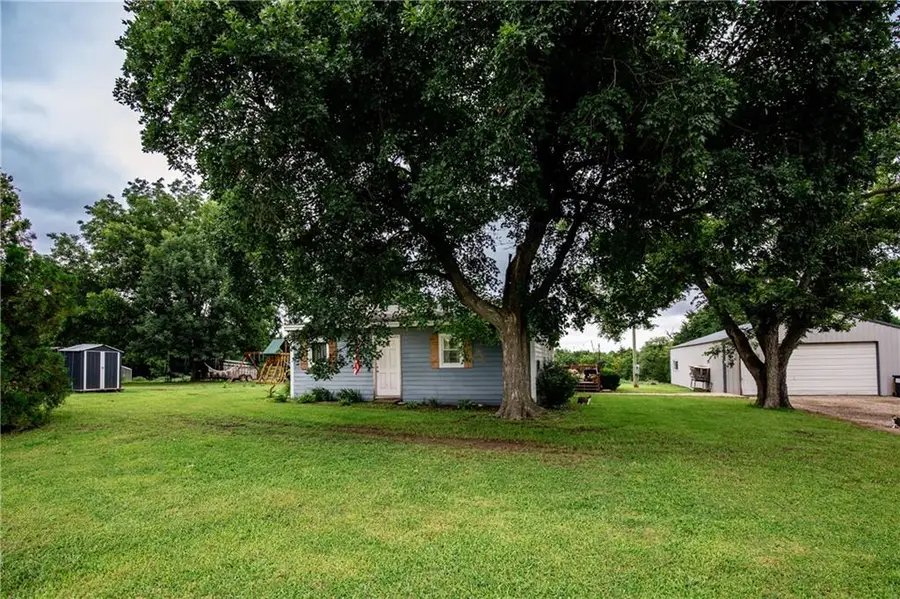 16800 E 1850 Road, Lacygne, KS 66040 - #2