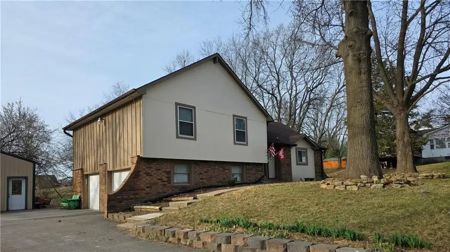 1818 Hilltop Drive, Country Club, MO 64505 - #2