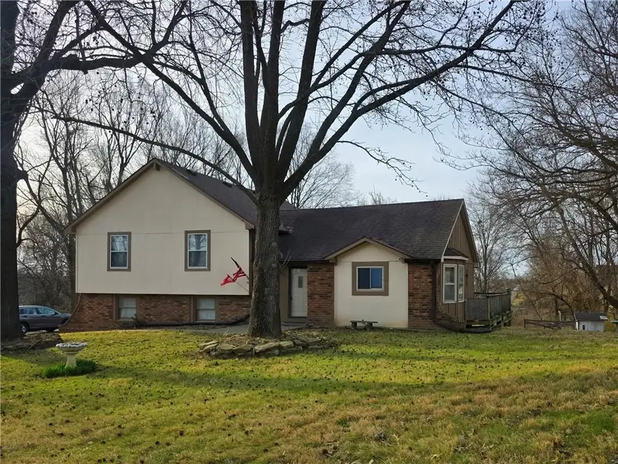 1818 Hilltop Drive, Country Club, MO 64505 - #3