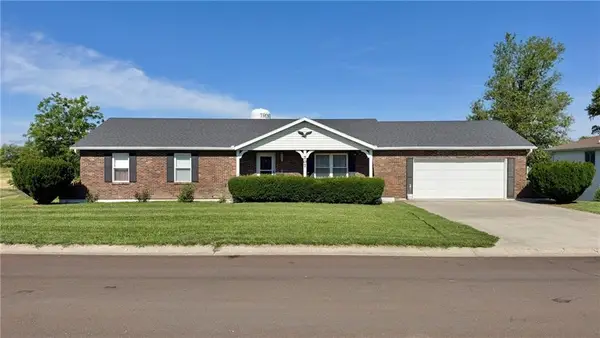 707 Lake Manor Drive, Trenton, MO 64683