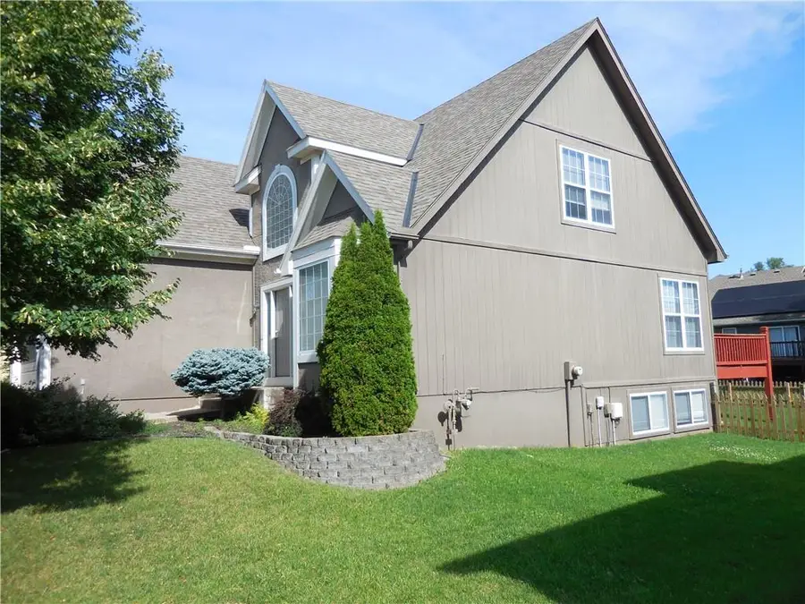 18200 W 157th Street, Olathe, KS 66062 - #3