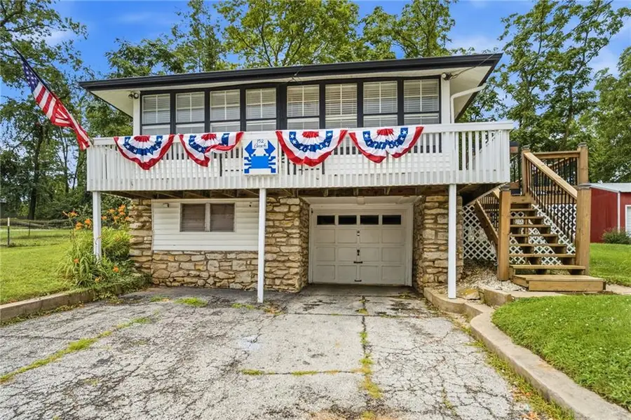 152 Beach Drive, Lake Tapawingo, MO 64015 - #2