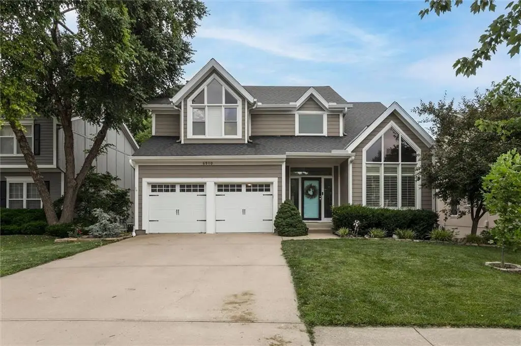 8910 W 132nd Terrace, Overland Park, KS 66213 - #1