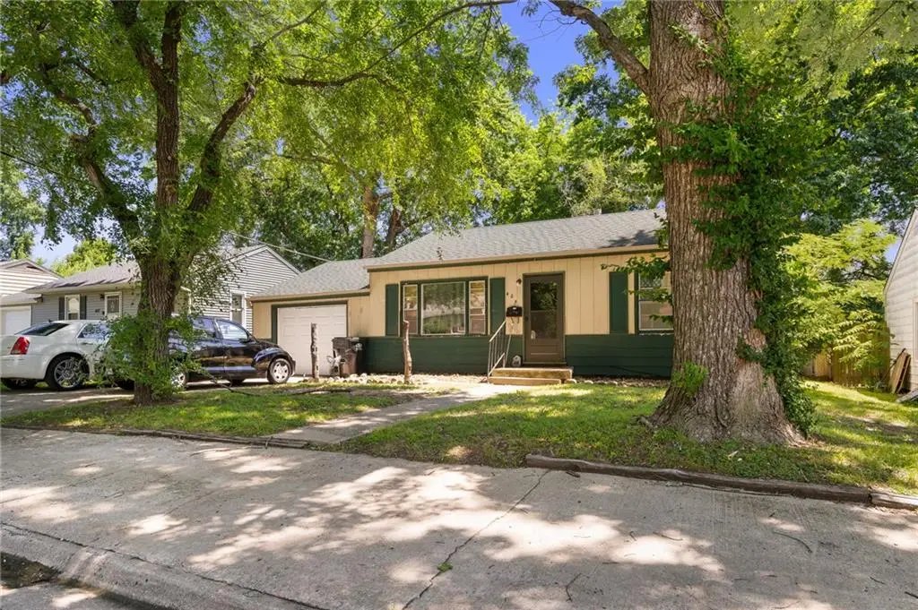 405 N Rogers Street, Independence, MO 64050 - #1