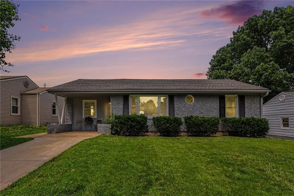 10504 E 25th Terrace, Independence, MO 64052 - #1