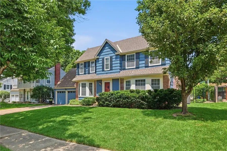 1204 W 69th Street, Kansas City, MO 64113 - #3