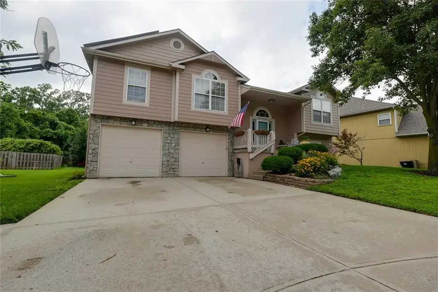 3416 S Arrowhead Court, Independence, MO 64057 - #2