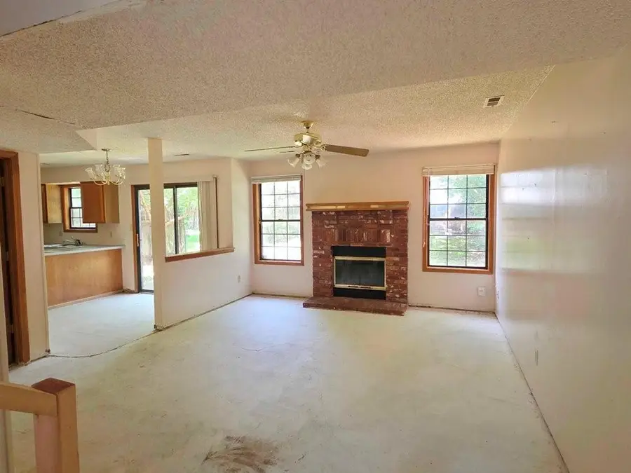 4012 Overland Drive, Lawrence, KS 66049 - #3