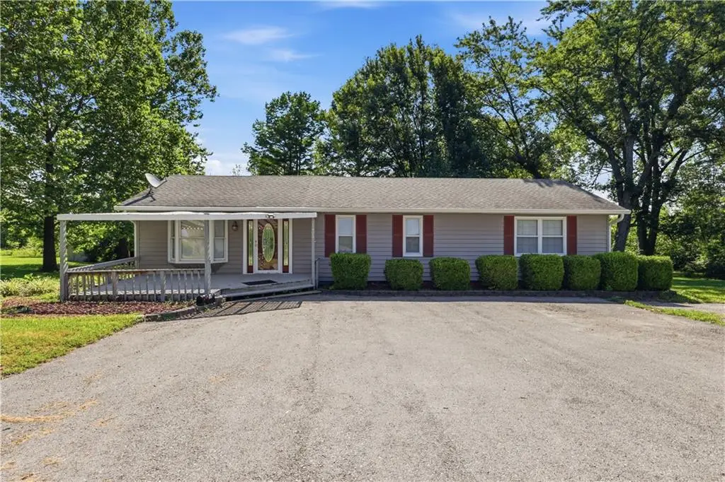 21405 S Harper Road, Peculiar, MO 64078 - #1
