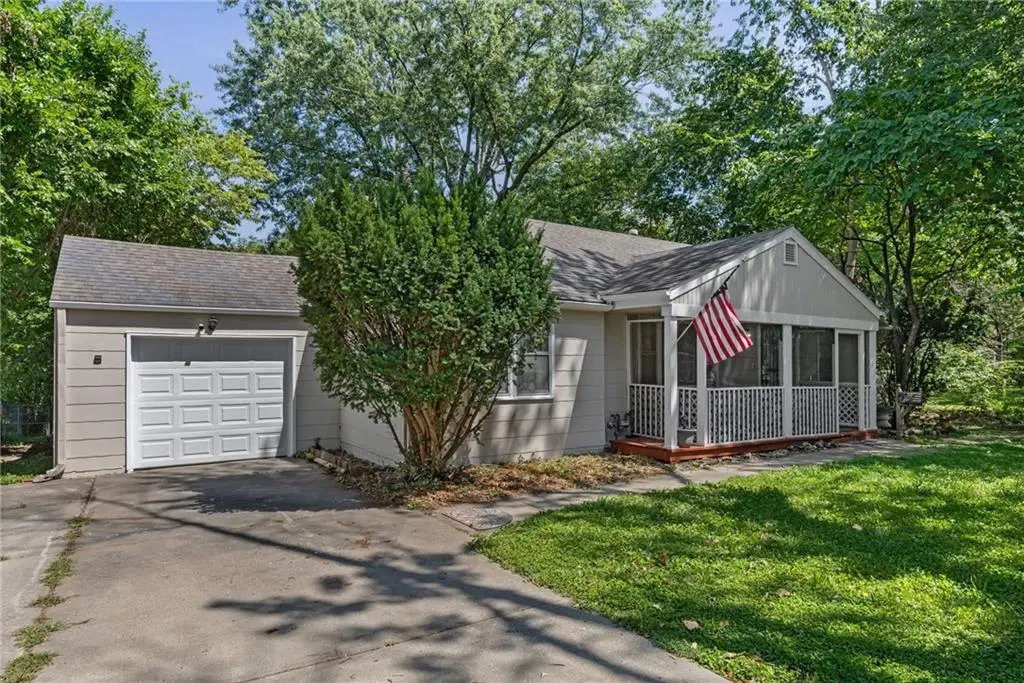 6625 Elm Street, Raytown, MO 64133 - #1