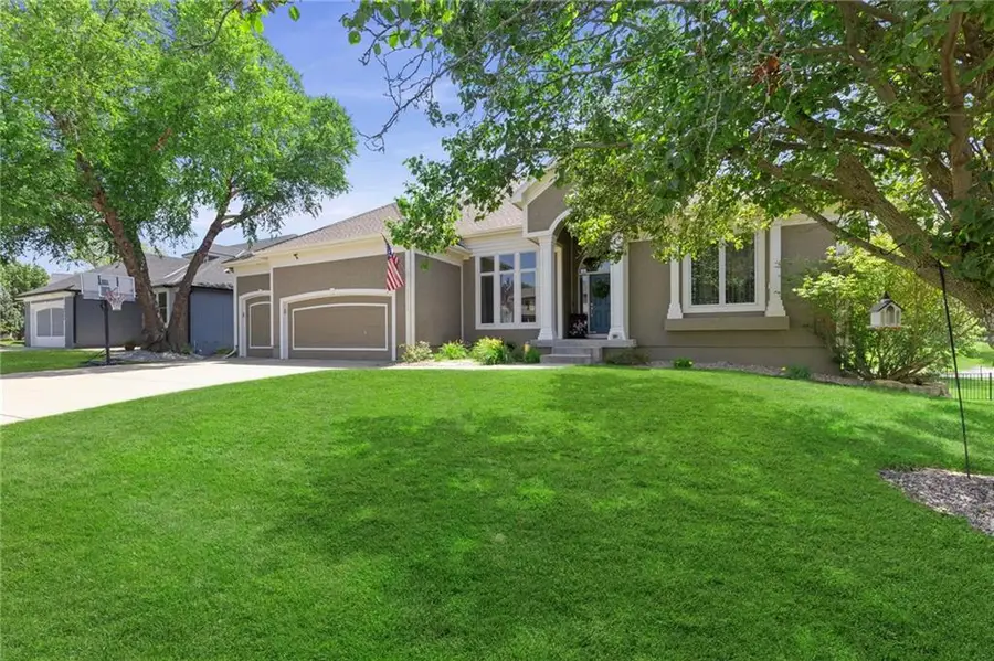 12715 Sloan Street, Kansas City, KS 66109 - #2