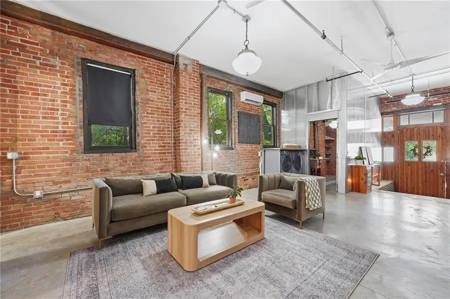 918 E 5th Street #8, Kansas City, MO 64106 - #3