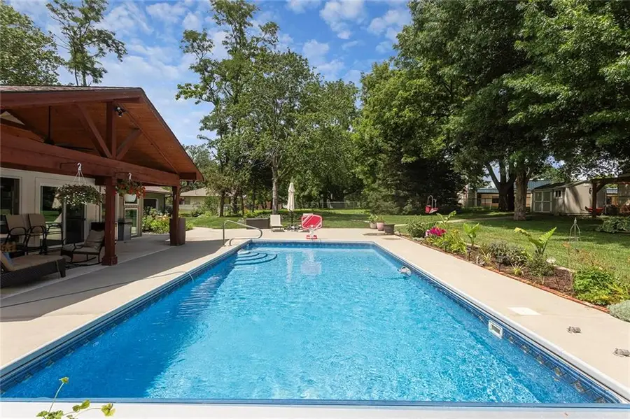 7327 Hardy Street, Overland Park, KS 66204 - #2