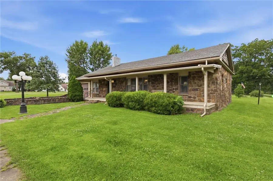 321 E Chestnut Street, Rich Hill, MO 64779 - #3