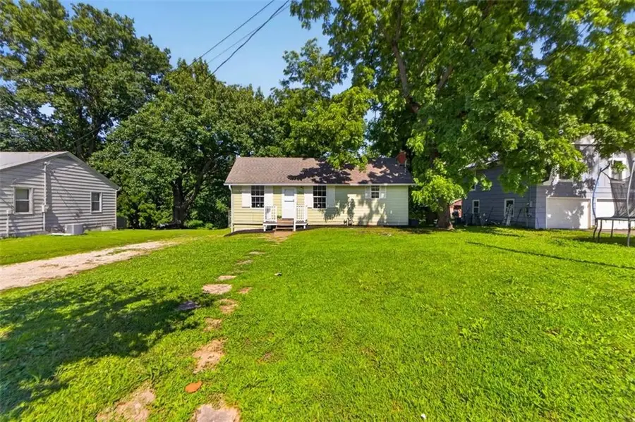3011 N 47th Terrace, Kansas City, KS 66104 - #3