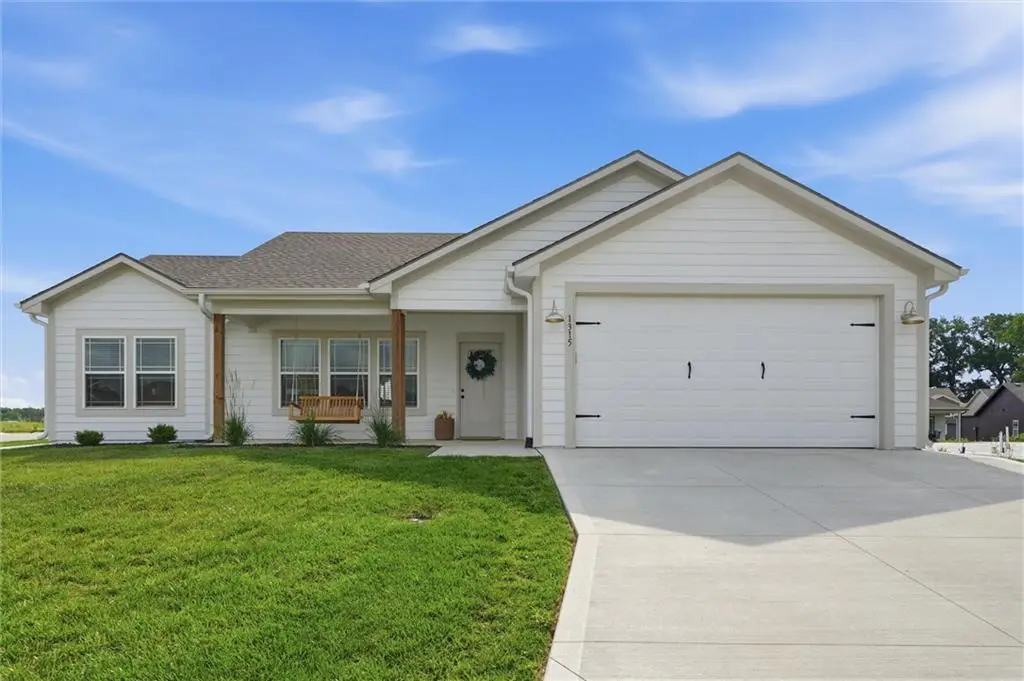 1315 NE Redwood Court, Oak Grove, MO 64075 - #1