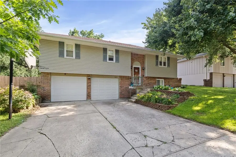 17819 E Greentree Avenue, Independence, MO 64057 - #2