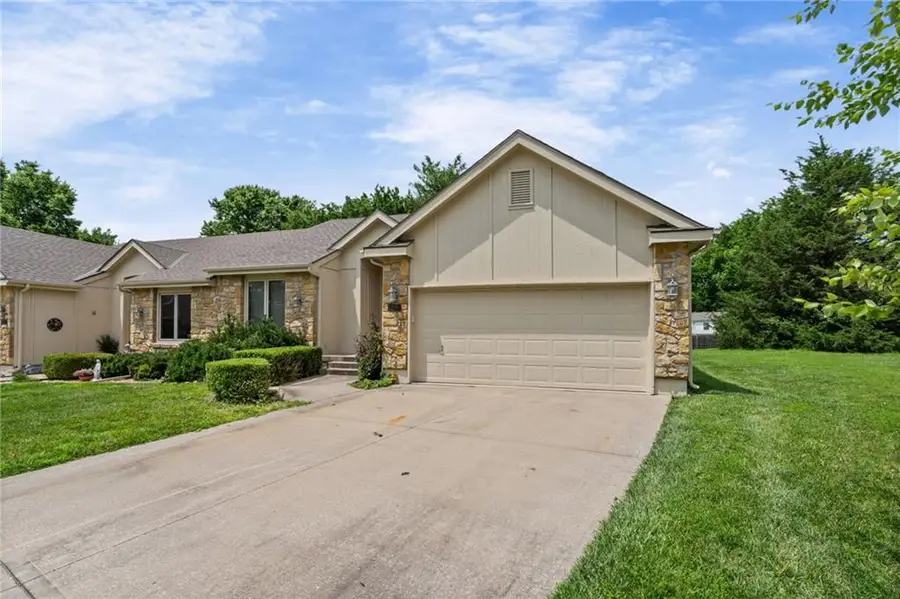 510 Ashurst Place, Lees Summit, MO 64081 - #2