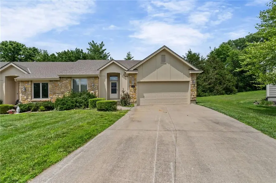 510 Ashurst Place, Lees Summit, MO 64081 - #3