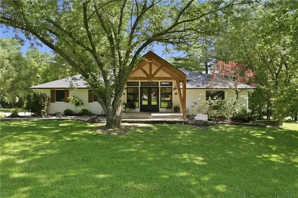 13901 Leavenworth Road, Basehor, KS 66007