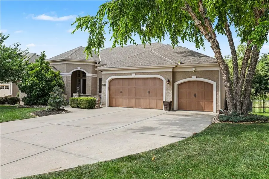 1616 NE Daltons Ridge Drive, Lees Summit, MO 64064 - #2