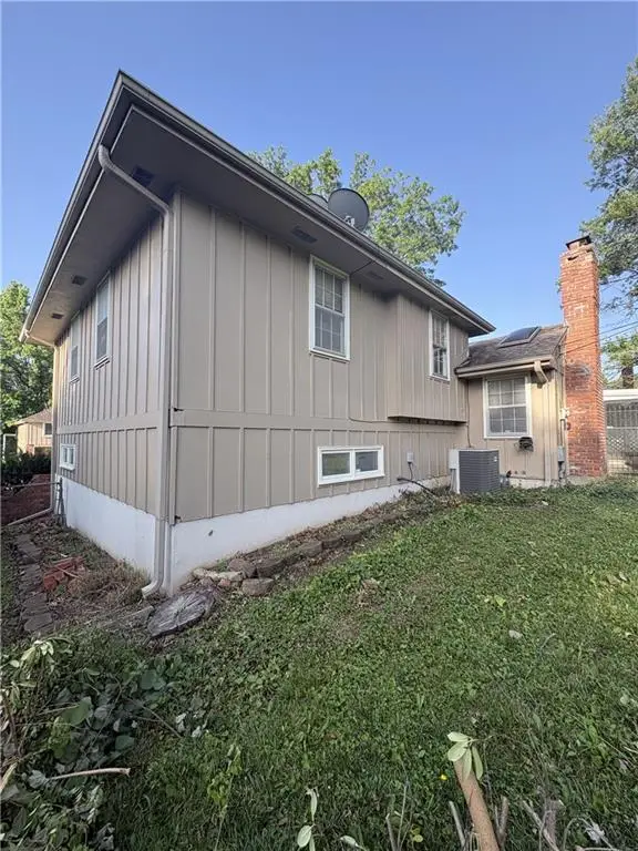 8116 E 96th Terrace, Kansas City, MO 64134 - #3