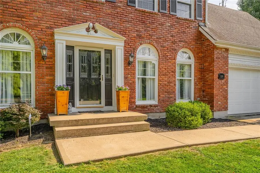 1109 W 120th Terrace, Kansas City, MO 64145 - #2