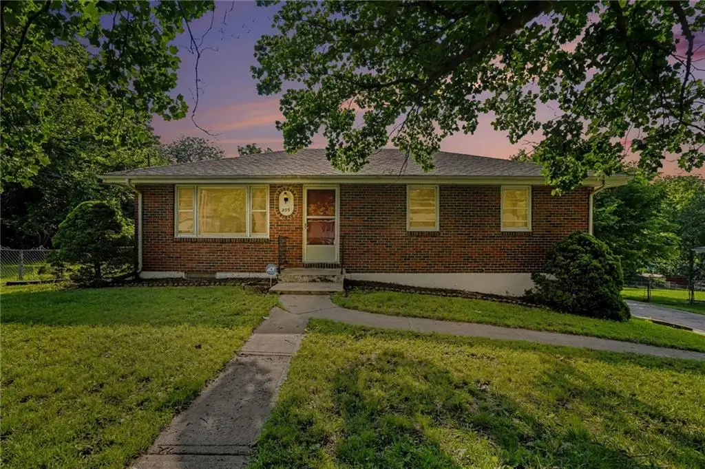235 N Eugene Field Road, Claycomo, MO 64119 - #1