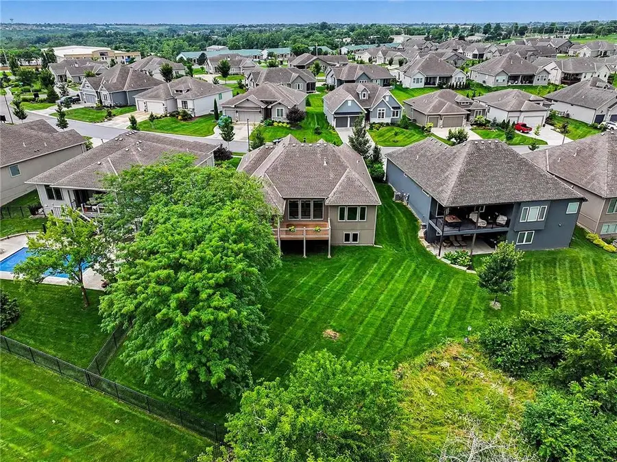 8193 Valley Road, Lenexa, KS 66220 - #2