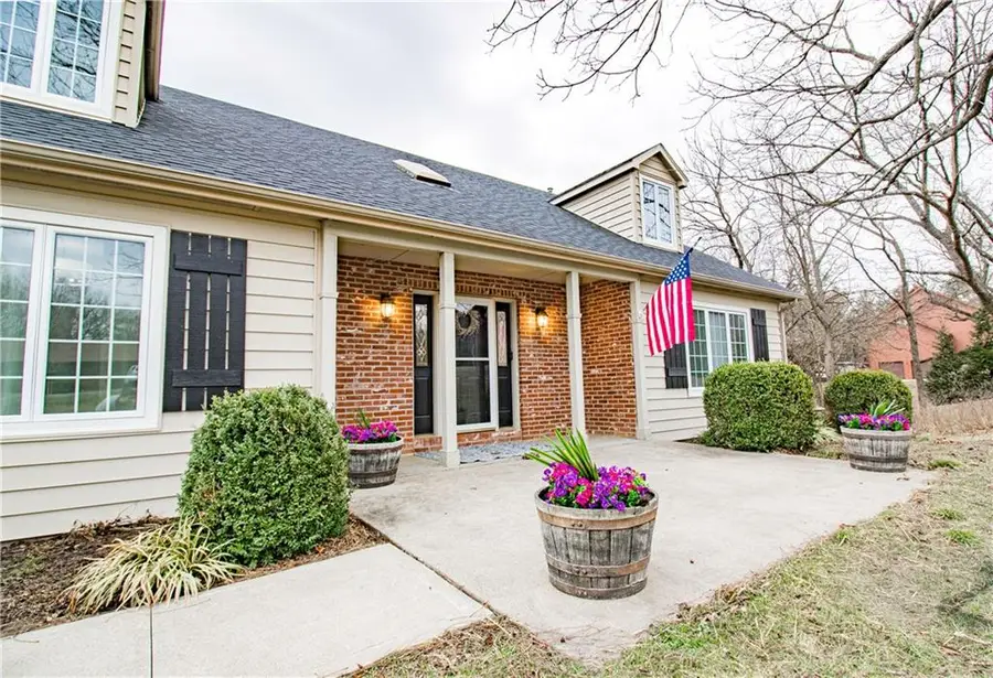 213 NE 51 Road, Warrensburg, MO 64093 - #2