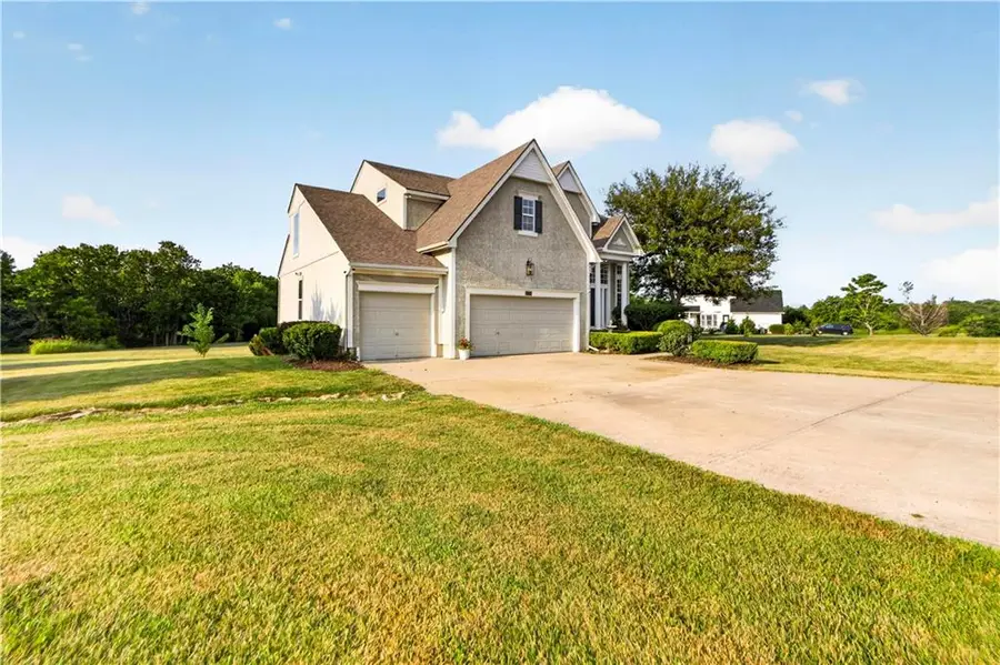 18518 W 252nd Street, Paola, KS 66071 - #2