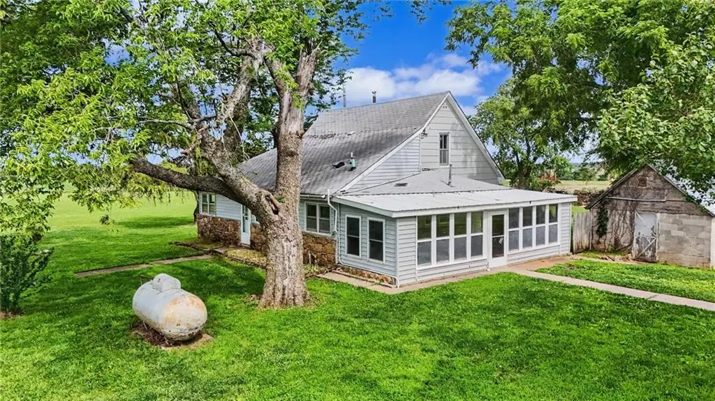 15496 Norton Road, Kincaid, KS 66039 - #1