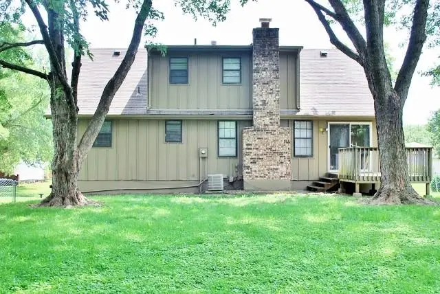 313 SE Alice Street, Blue Springs, MO 64014 - #2