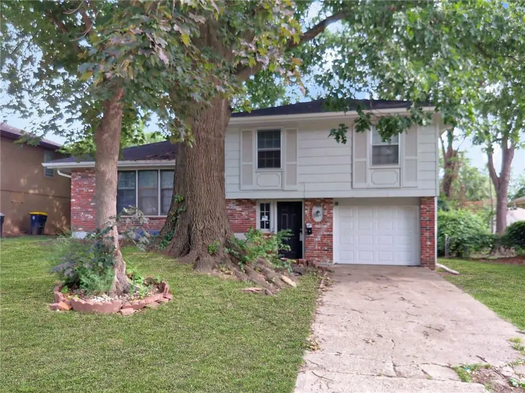 7707 E 118th Terrace, Kansas City, MO 64134 - #1