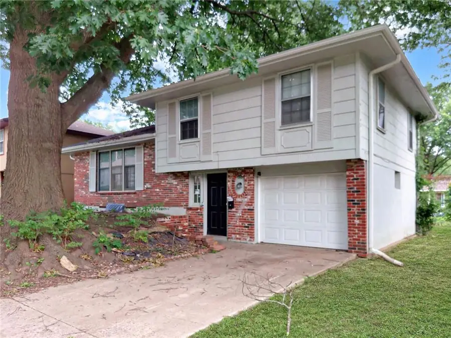 7707 E 118th Terrace, Kansas City, MO 64134 - #3