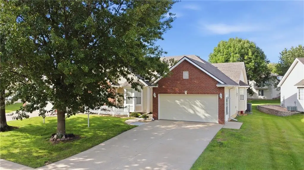 4907 Ashbey Drive, Saint Joseph, MO 64506 - #1