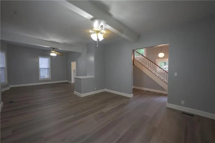 615 W 6th Street, Coffeyville, KS 67337 - #2