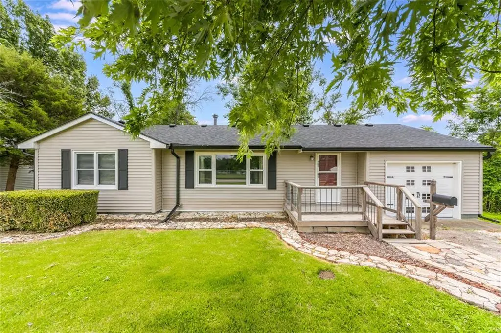 503 E Mckissock Street, Knob Noster, MO 65336 - #1