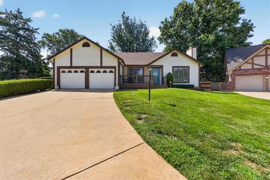 5743 Willow Avenue, Raytown, MO 64133 - #2